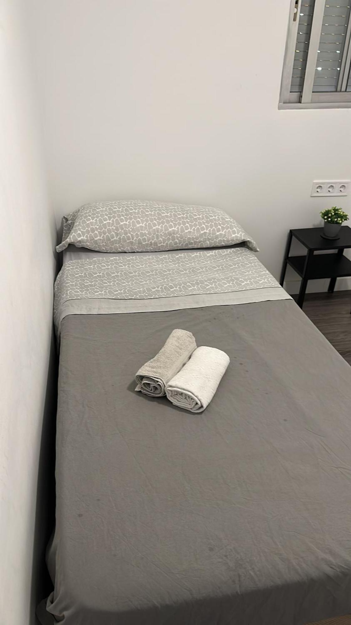 דירות מדריד Experiencia Inolvidable Nuestro Apartamento Unico מראה חיצוני תמונה