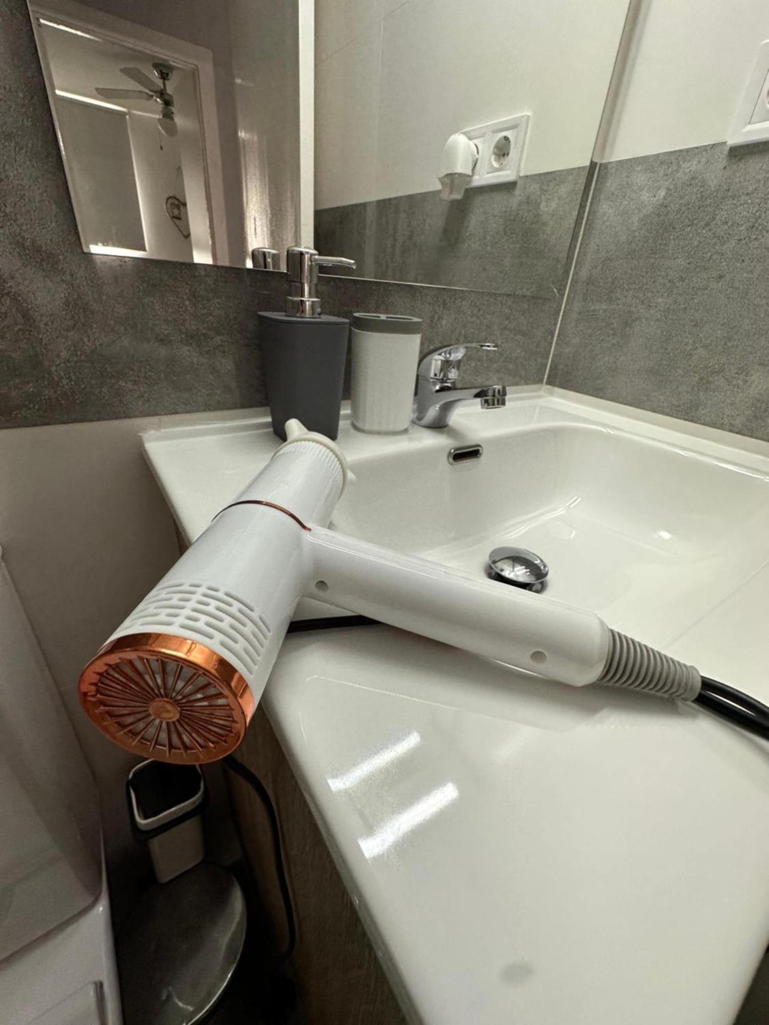 דירות מדריד Experiencia Inolvidable Nuestro Apartamento Unico מראה חיצוני תמונה